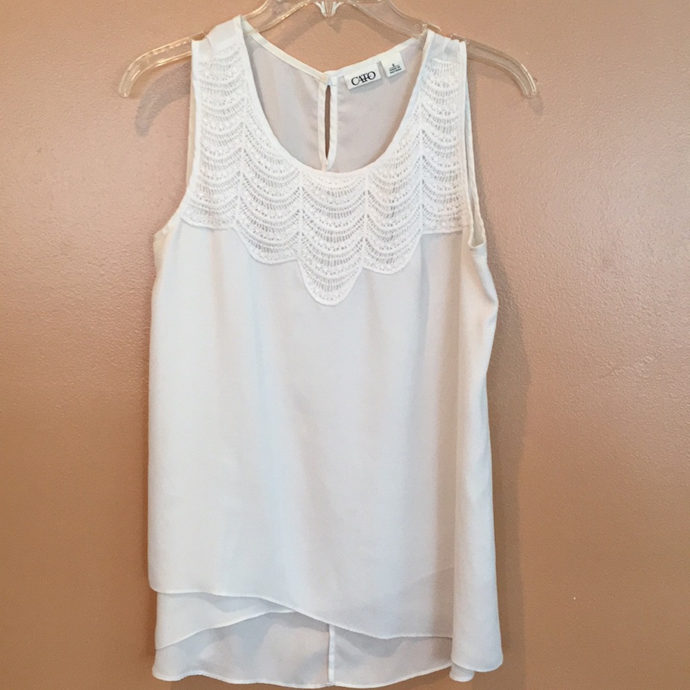 🎈White sleeveless top